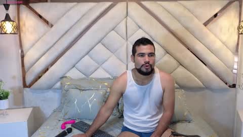 Lesly And Arnold online show from 29, 1, 2025