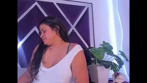 Snapshot of luzenaasm chatting on 5, 10, 2025 luzenaasm online show from 5, 10, 2025