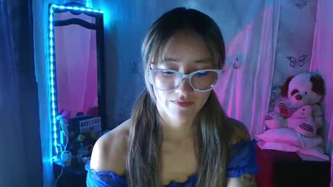 Snapshot of lya_ch chatting on 6, 10, 2025 Call me Lia online show from 6, 10, 2025