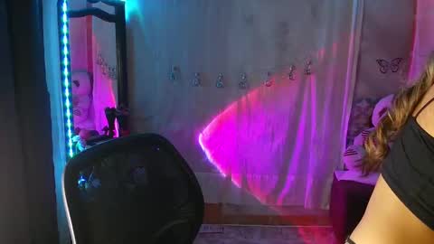 Call me Lia  online show from 24, 10, 2025