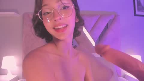 Lya Lee online show from 16, 12, 2025