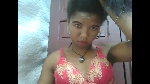 Snapshot of lydialarin chatting on 15, 2, 2025 Lydiah online show from 15, 2, 2025