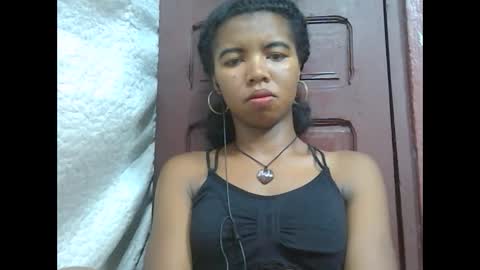Snapshot of lydialarin chatting on 17, 2, 2025 Lydiah online show from 17, 2, 2025