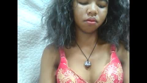 Snapshot of lydialarin chatting on 20, 2, 2025 Lydiah online show from 20, 2, 2025