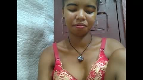 Snapshot of lydialarin chatting on 20, 2, 2025 Lydiah online show from 20, 2, 2025