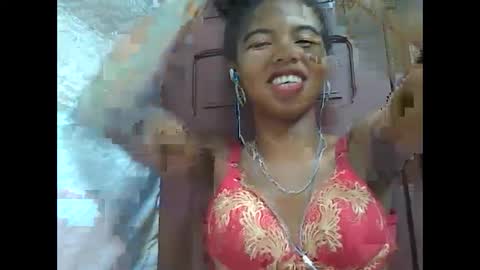 Snapshot of lydialarin chatting on 24, 2, 2025 Lydiah online show from 24, 2, 2025