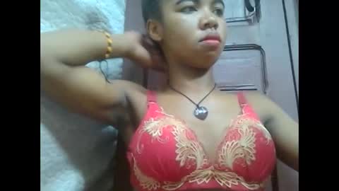Snapshot of lydialarin chatting on 1, 3, 2025 Lydiah online show from 1, 3, 2025