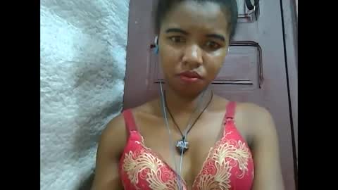 Snapshot of lydialarin chatting on 1, 3, 2025 Lydiah online show from 1, 3, 2025