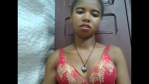 Snapshot of lydialarin chatting on 2, 3, 2025 Lydiah online show from 2, 3, 2025