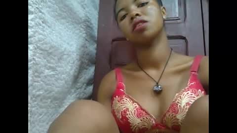 Snapshot of lydialarin chatting on 6, 3, 2025 Lydiah online show from 6, 3, 2025