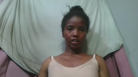 lydie856696 online show from 10, 5, 2026