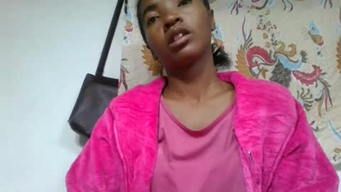 lydie856696 online show from 10, 7, 2026