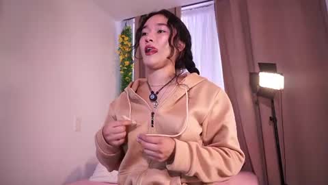 Snapshot of lyhana_lee chatting on 20, 6, 2026 Lyhana Lee online show from 20, 6, 2026