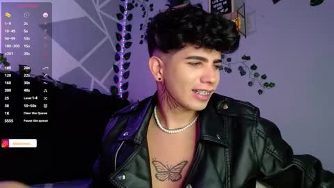 Lyle Bennett Freelance Model online show from 6, 12, 2024