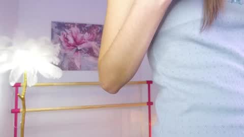 Snapshot of lyly_loveyou chatting on 16, 12, 2024 Lyly online show from 16, 12, 2024