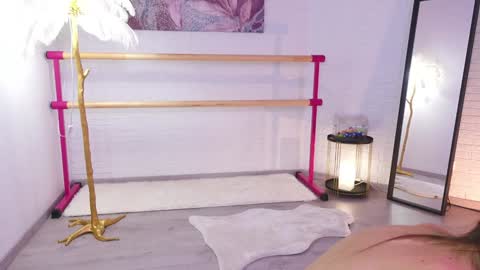 Snapshot of lyly_loveyou chatting on 18, 1, 2025 Lyly online show from 18, 1, 2025