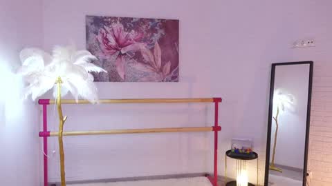 Snapshot of lyly_loveyou chatting on 8, 2, 2025 Lyly online show from 8, 2, 2025