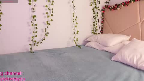 Snapshot of lyly_loveyou chatting on 9, 10, 2025 Lyly online show from 9, 10, 2025