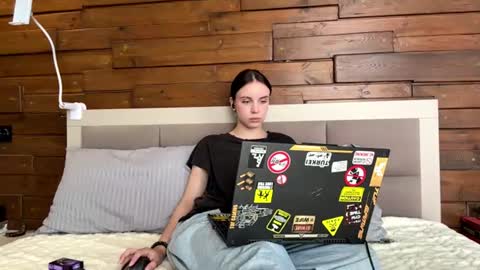 Eva online show from 30, 6, 2026