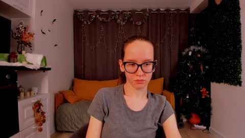 Snapshot of lynettebails chatting on 11, 1, 2025 Sara online show from 11, 1, 2025