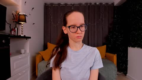 Snapshot of lynettebails chatting on 21, 1, 2025 Sara online show from 21, 1, 2025