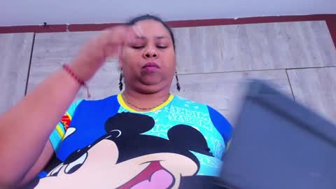 Snapshot of lynn_and_esteban chatting on 22, 1, 2025 Lynn jonnes online show from 22, 1, 2025