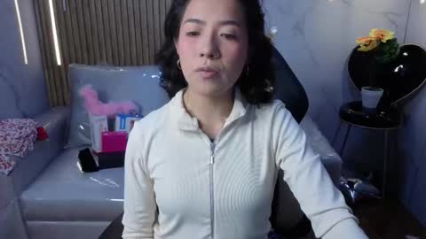 lynn_turner_ online show from 25, 2, 2026