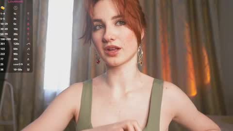 Snapshot of lynnalltop chatting on 12, 3, 2025 Natasha online show from 12, 3, 2025