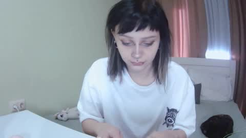 Snapshot of lynncottingham chatting on 22, 9, 2025 Kira online show from 22, 9, 2025