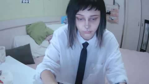 Snapshot of lynncottingham chatting on 30, 9, 2025 Kira online show from 30, 9, 2025