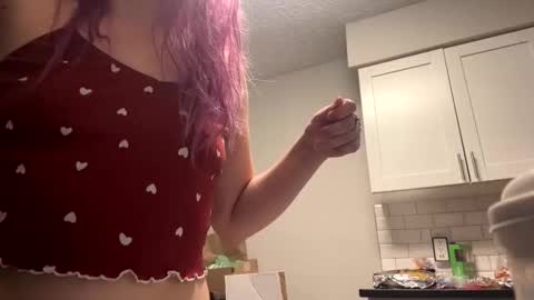 Lynn  online show from 18, 12, 2025