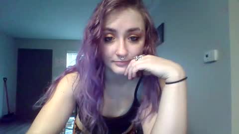 Lynn  online show from 6, 3, 2026