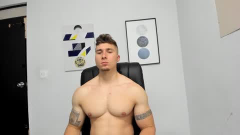 Snapshot of lyonel15 chatting on 31, 12, 2024 Lyonel online show from 31, 12, 2024