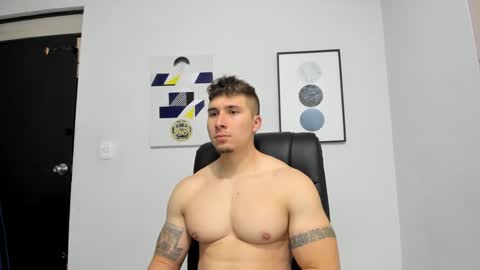 Snapshot of lyonel15 chatting on 6, 1, 2025 Lyonel online show from 6, 1, 2025