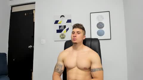 Snapshot of lyonel15 chatting on 8, 1, 2025 Lyonel online show from 8, 1, 2025