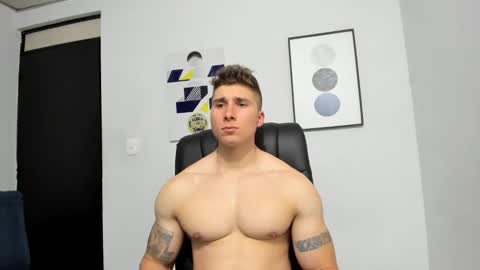 Snapshot of lyonel15 chatting on 7, 3, 2025 Lyonel online show from 7, 3, 2025