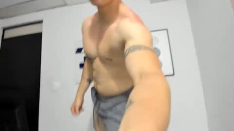 Snapshot of lyonel15 chatting on 8, 3, 2025 Lyonel online show from 8, 3, 2025