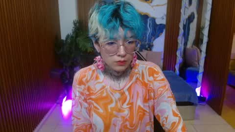 lyra_tay online show from 16, 4, 2026