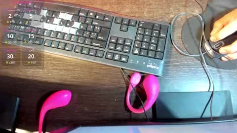 lyrafrost5 online show from 15, 2, 2026