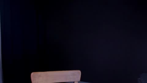 Snapshot of lyssan_xo chatting on 5, 10, 2025 lyssan_xo online show from 5, 10, 2025