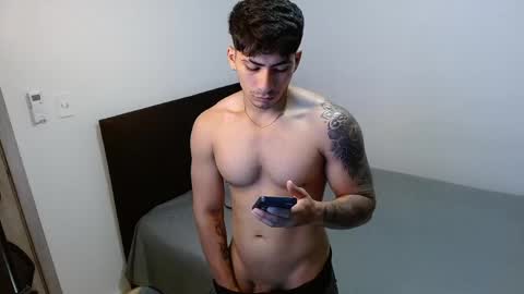 Snapshot of m1chaelx_ chatting on 1, 5, 2026 MICHAEL online show from 1, 5, 2026