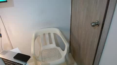 Snapshot of m1chaelx_ chatting on 7, 5, 2026 MICHAEL online show from 7, 5, 2026