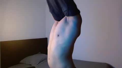 Snapshot of m1chaelx_ chatting on 26, 5, 2026 MICHAEL online show from 26, 5, 2026