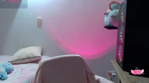 mila online show from 28, 5, 2026