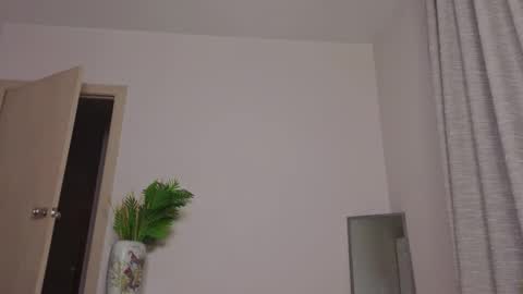 MissLanaB online show from 23, 11, 2025