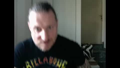 Snapshot of m4rduk81 chatting on 8, 3, 2025 m4rduk online show from 8, 3, 2025