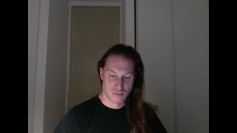 Snapshot of m4rduk81 chatting on 6, 10, 2025 m4rduk online show from 6, 10, 2025