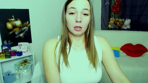 Snapshot of m_vikki chatting on 11, 2, 2026 Vikki online show from 11, 2, 2026