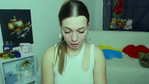 Snapshot of m_vikki chatting on 13, 2, 2026 Vikki online show from 13, 2, 2026