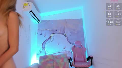 Mariangel  online show from 4, 12, 2025